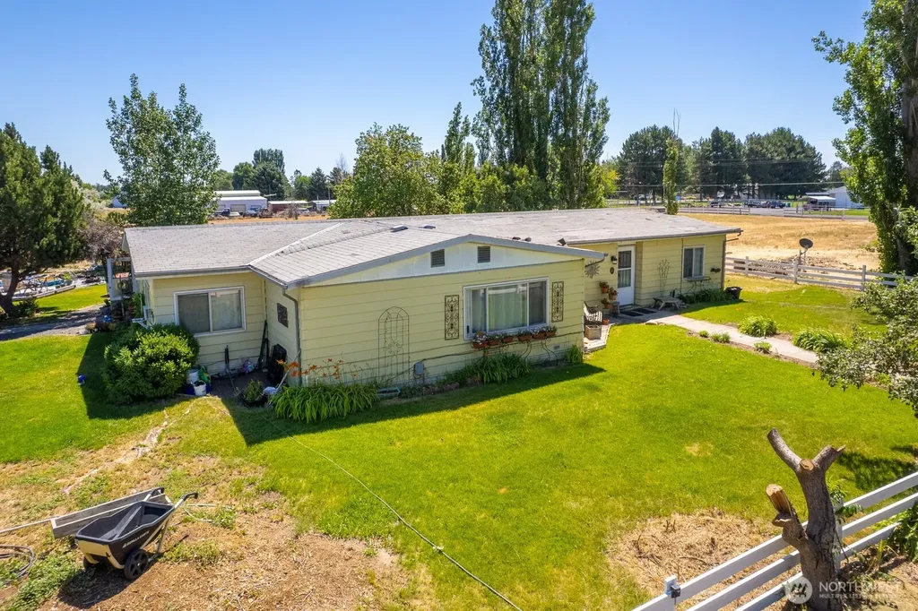 10820 Dune Lake Loop SE Moses Lake WA 98837