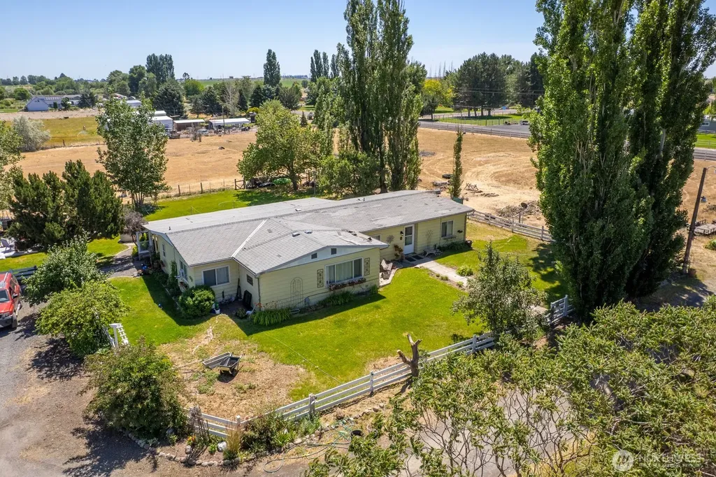 10820 Dune Lake Loop SE Moses Lake WA 98837