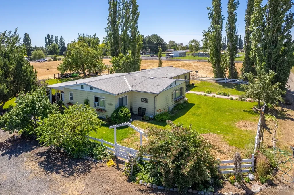 10820 Dune Lake Loop SE Moses Lake WA 98837