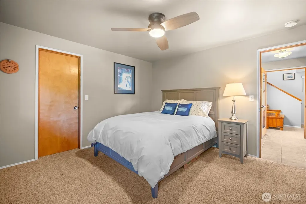 8037 Chinook Way Blaine WA 98230
