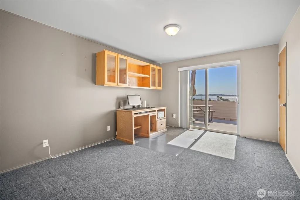 8037 Chinook Way Blaine WA 98230