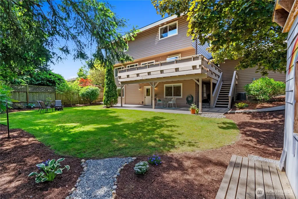 19218 91st Avenue NE Bothell WA 98011