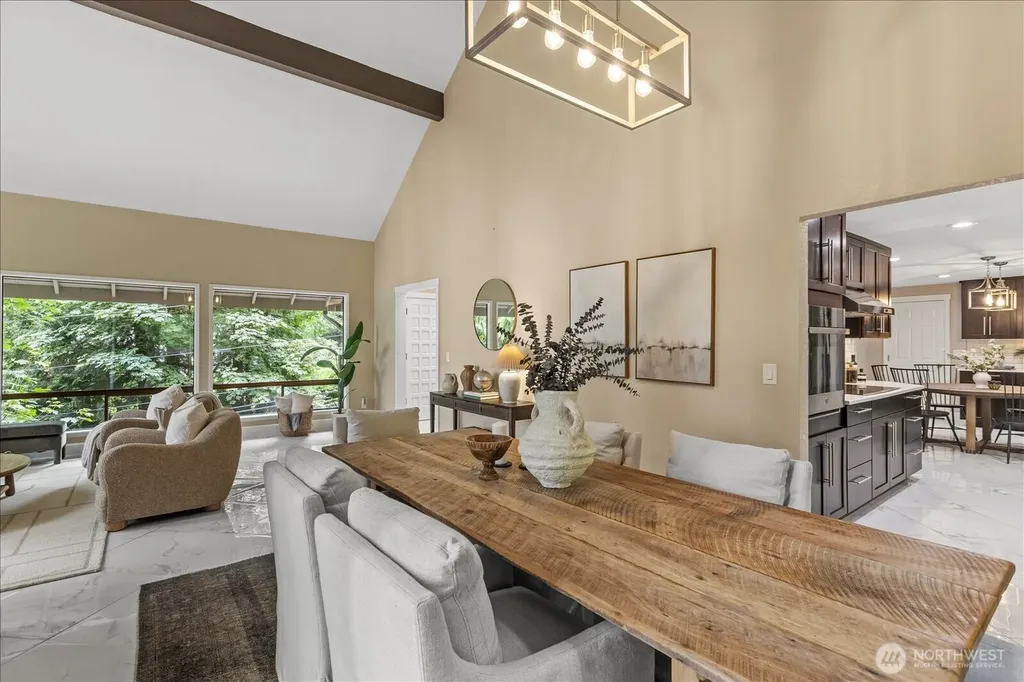 16216 N Meadowdale Road Edmonds WA 98026