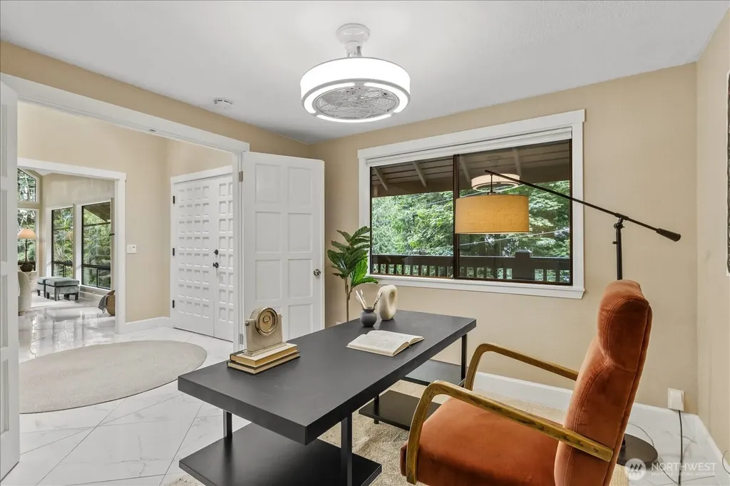 16216 N Meadowdale Road Edmonds WA 98026