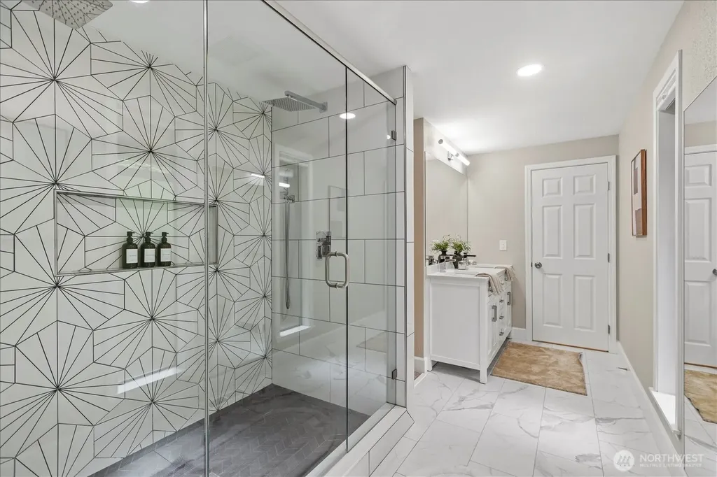 16216 N Meadowdale Road Edmonds WA 98026