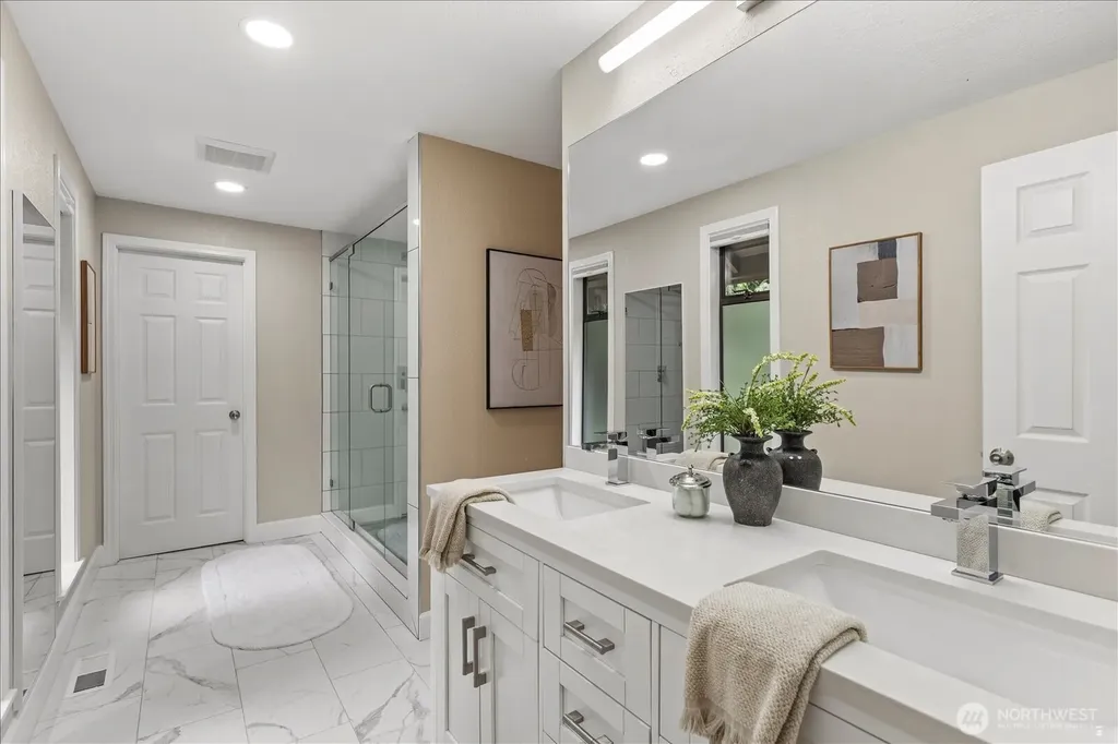 16216 N Meadowdale Road Edmonds WA 98026