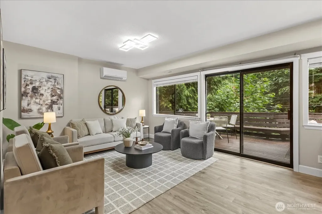 16216 N Meadowdale Road Edmonds WA 98026