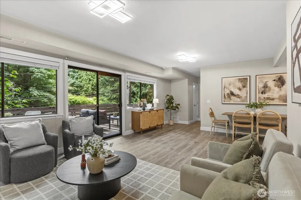 16216 N Meadowdale Road Edmonds WA 98026