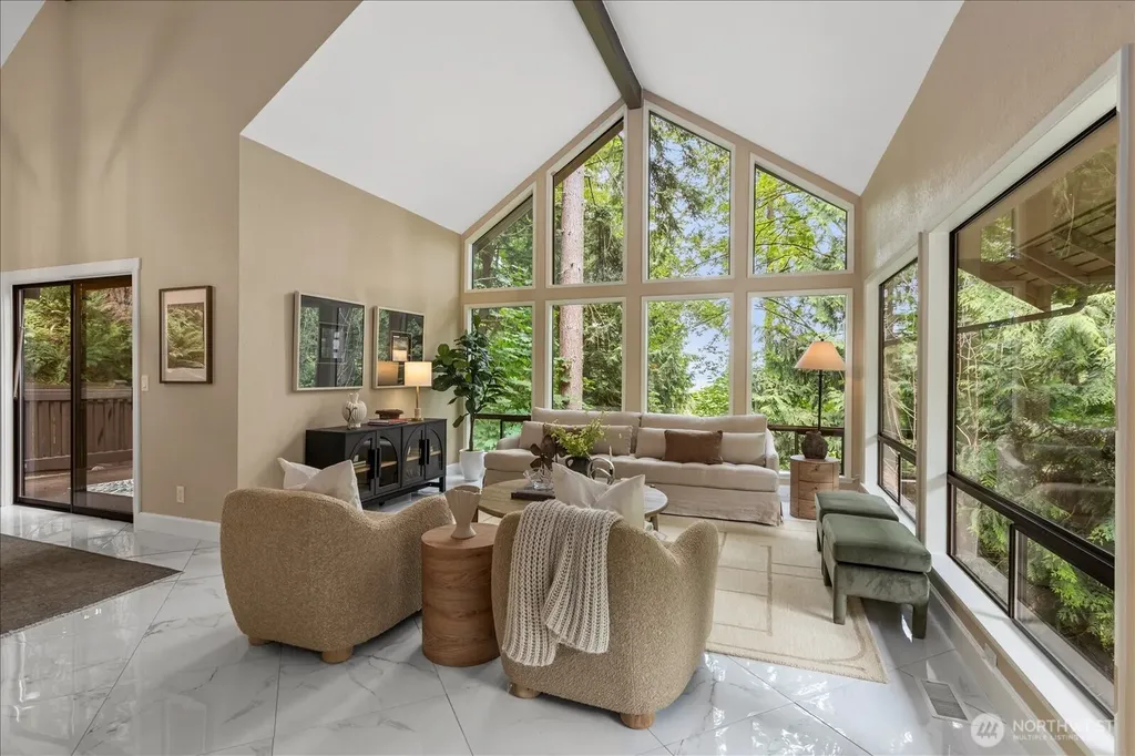 16216 N Meadowdale Road Edmonds WA 98026