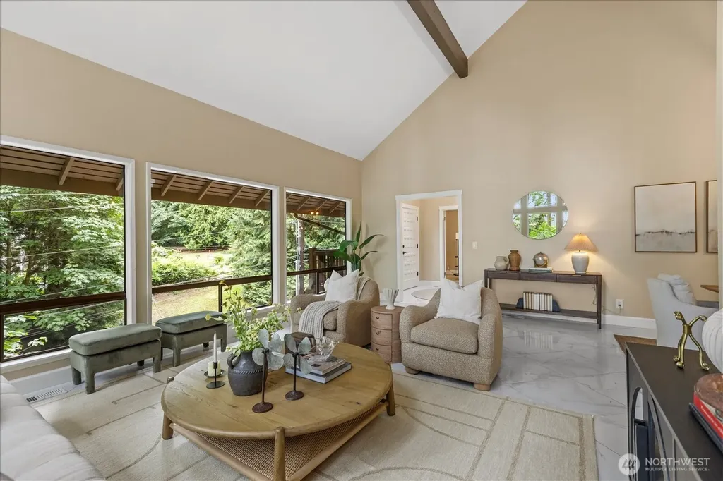 16216 N Meadowdale Road Edmonds WA 98026