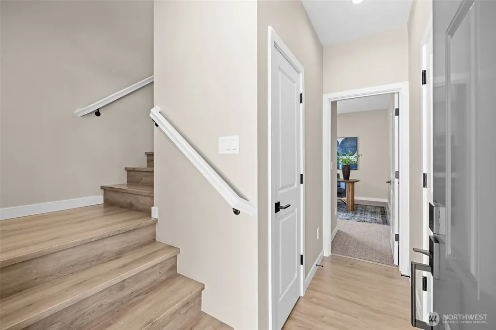 2526 State Street Everett WA 98201
