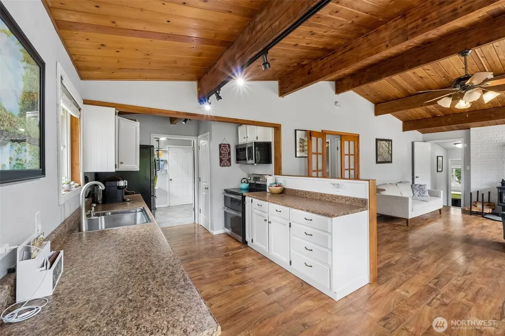1636 Hemlock Drive Camano Island WA 98282
