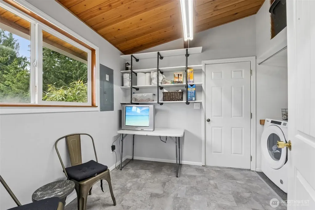 1636 Hemlock Drive Camano Island WA 98282