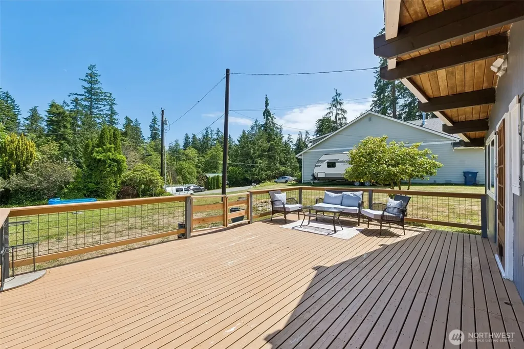 1636 Hemlock Drive Camano Island WA 98282