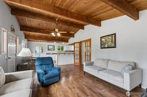 1636 Hemlock Drive Camano Island WA 98282
