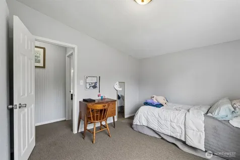 1636 Hemlock Drive Camano Island WA 98282