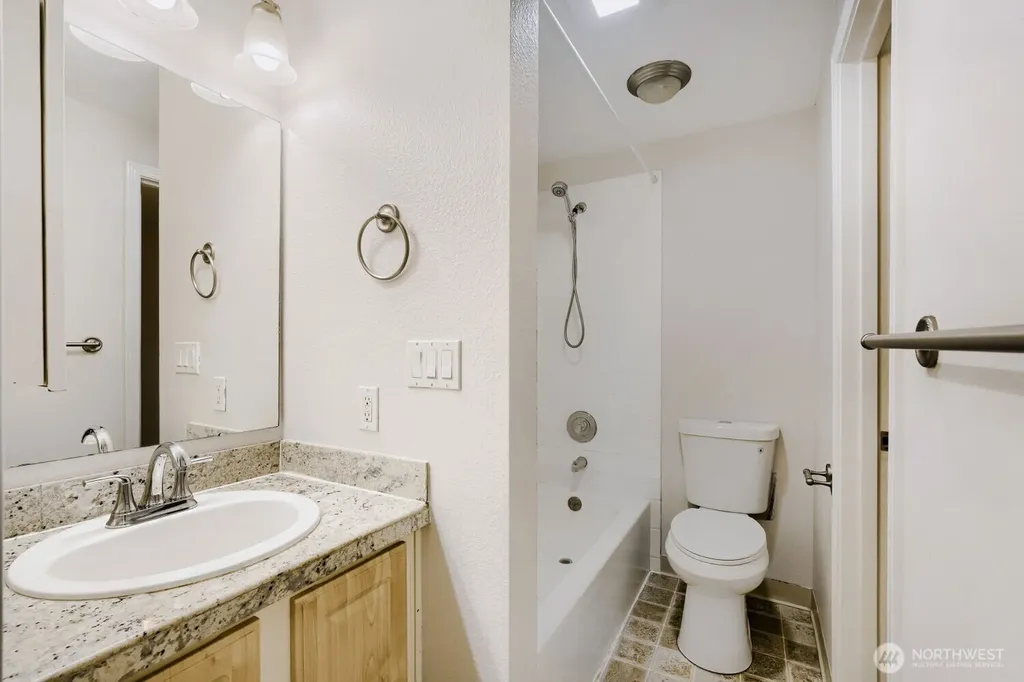 11114 NE 125th Lane Kirkland WA 98034