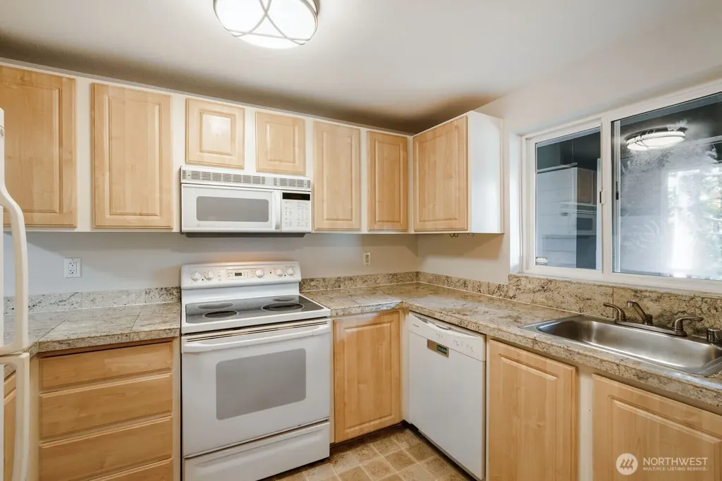 11114 NE 125th Lane Kirkland WA 98034