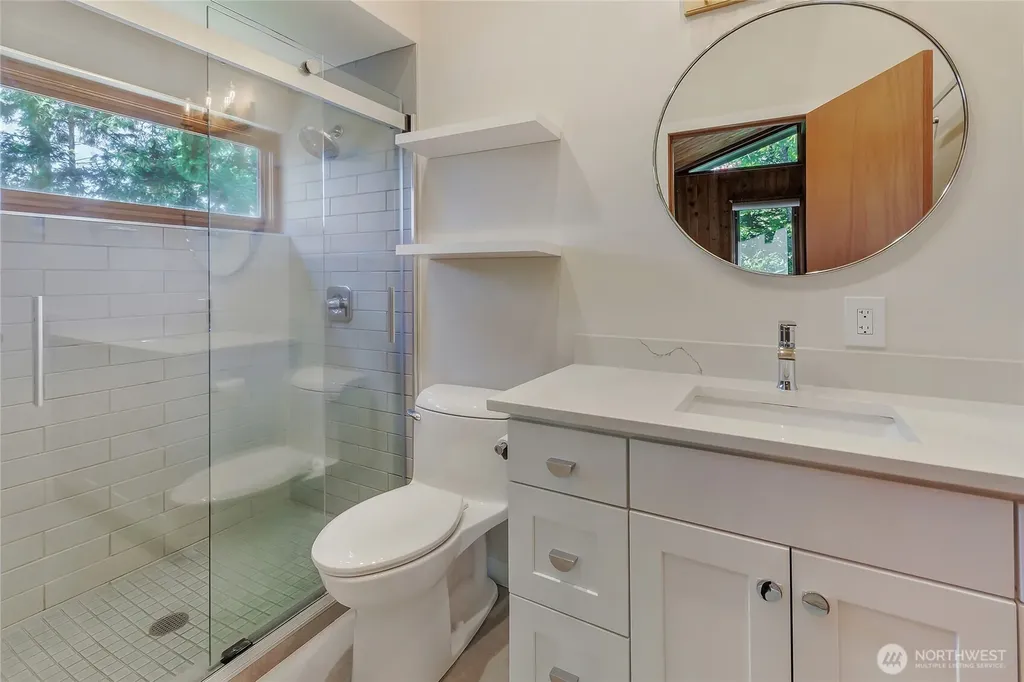 3211 SW 166th Burien WA 98166