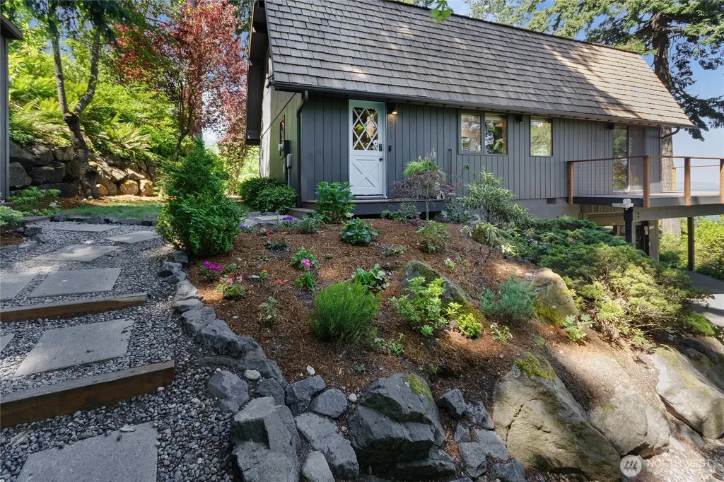 3211 SW 166th Burien WA 98166