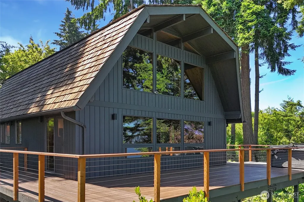 3211 SW 166th Burien WA 98166