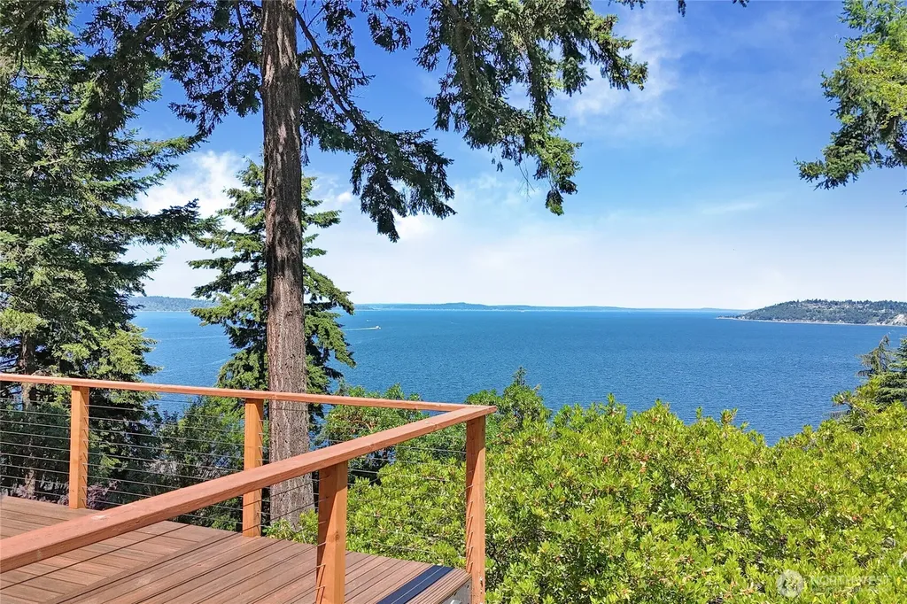 3211 SW 166th Burien WA 98166