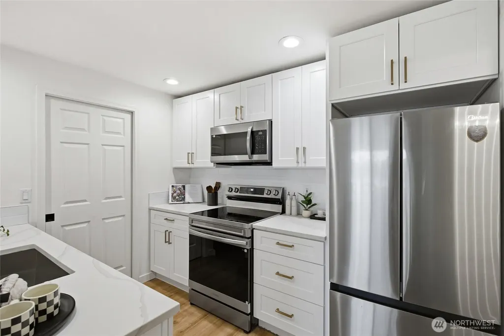 15315 Sunwood Boulevard Tukwila WA 98188