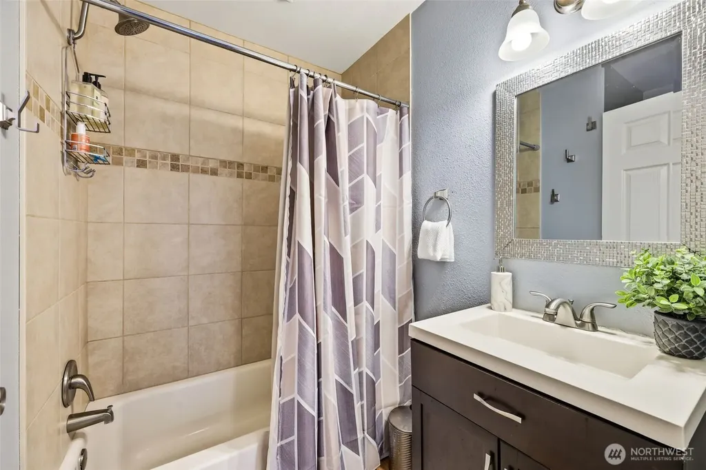 411 23rd Avenue Milton WA 98354