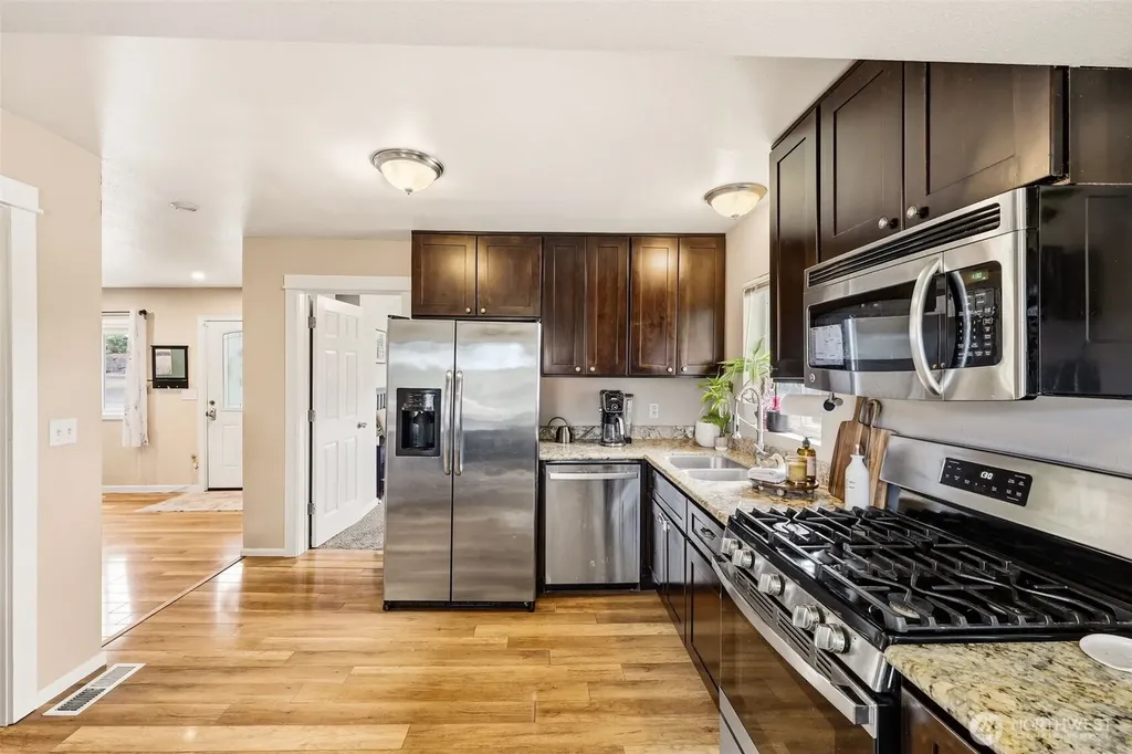 411 23rd Avenue Milton WA 98354