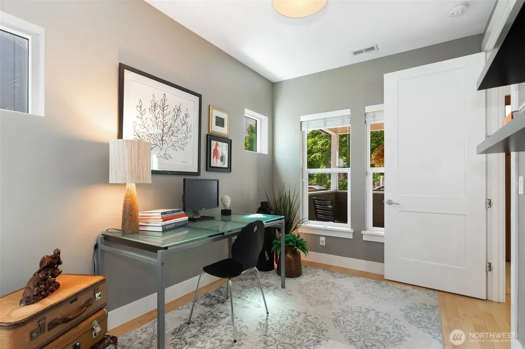 6916 Flora Avenue S Seattle WA 98108