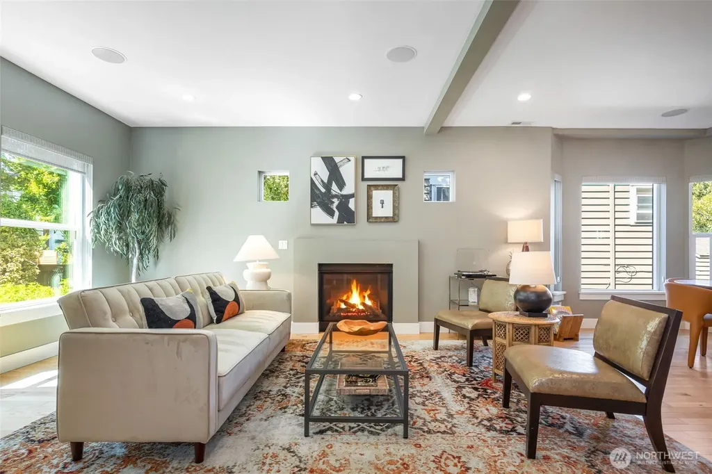 6916 Flora Avenue S Seattle WA 98108