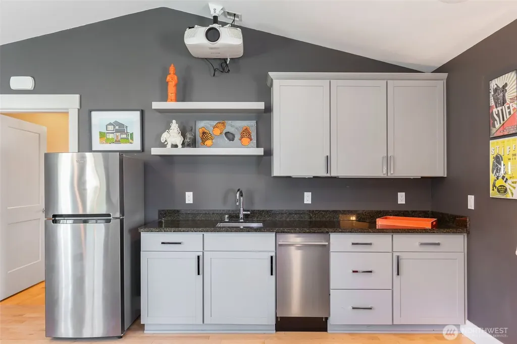 6916 Flora Avenue S Seattle WA 98108