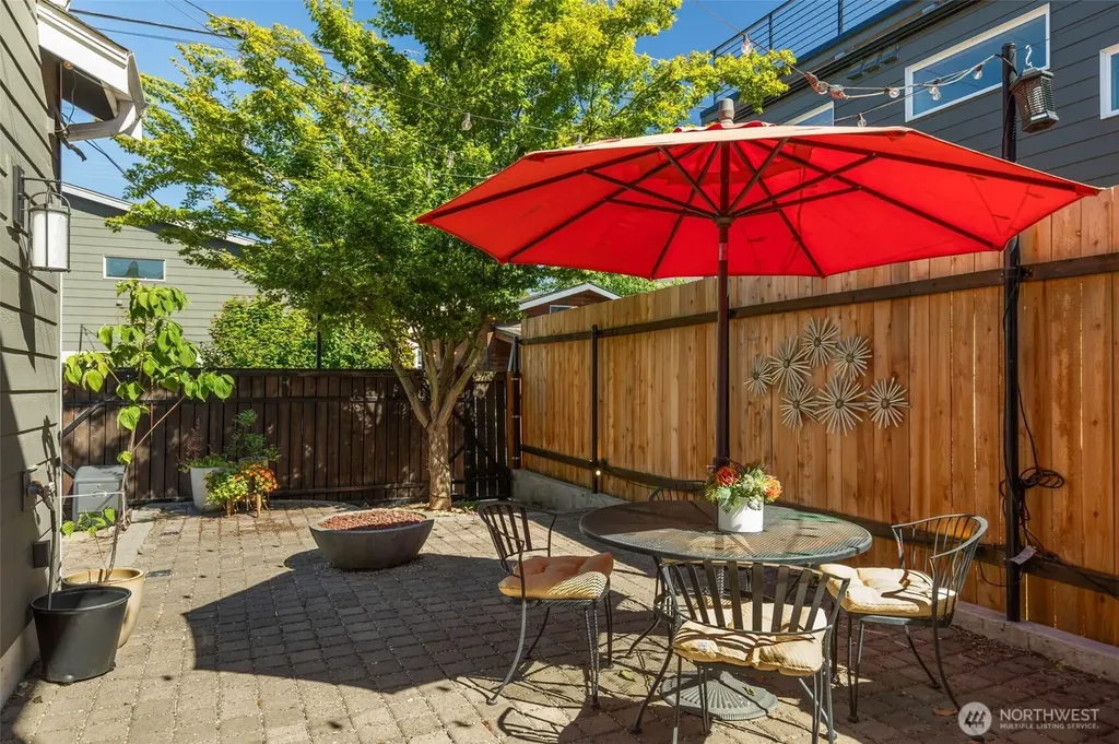 6916 Flora Avenue S Seattle WA 98108