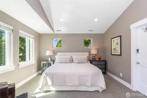 6916 Flora Avenue S Seattle WA 98108