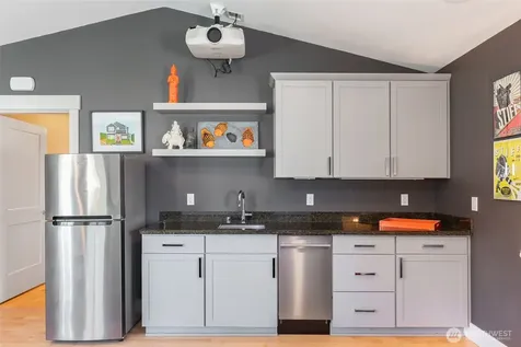 6916 Flora Avenue S Seattle WA 98108