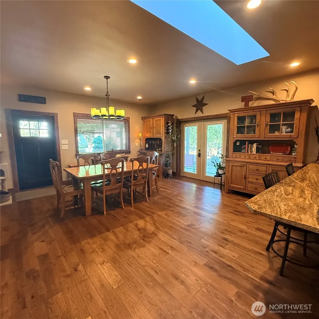 209 S B Street Prescott WA 99348