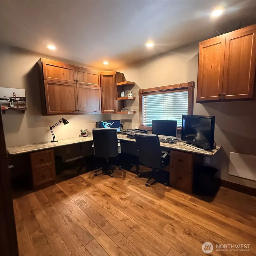 209 S B Street Prescott WA 99348