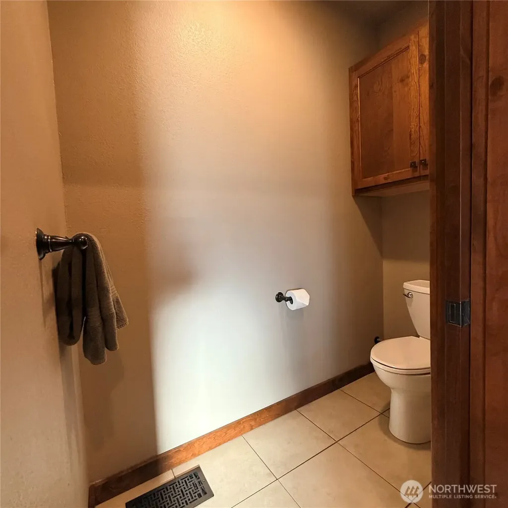 209 S B Street Prescott WA 99348