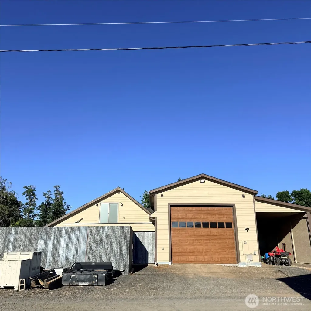 209 S B Street Prescott WA 99348