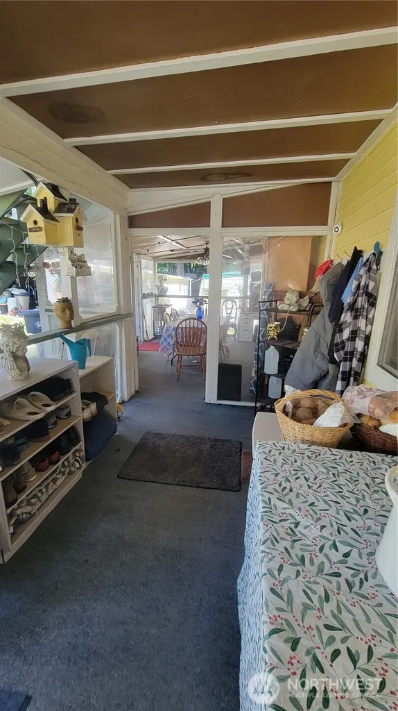 9411 356th Street S Mckenna WA 98558