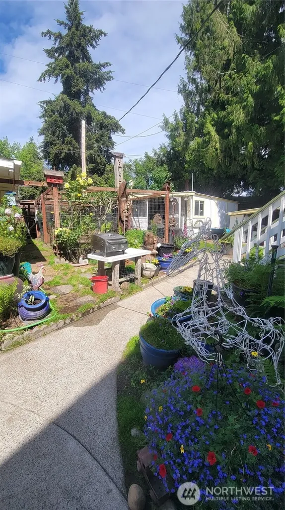 9411 356th Street S Mckenna WA 98558