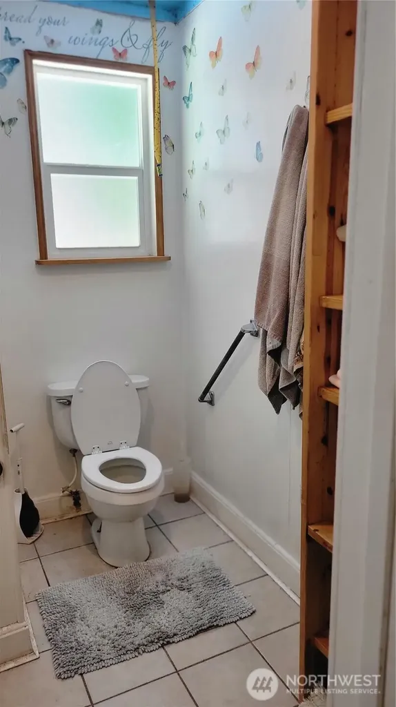 9411 356th Street S Mckenna WA 98558