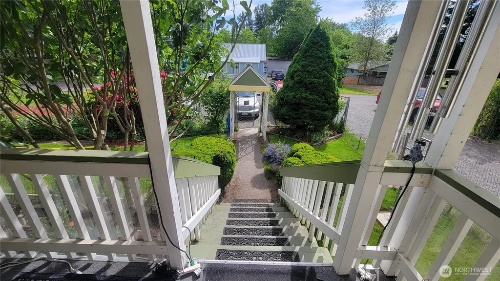 9411 356th Street S Mckenna WA 98558