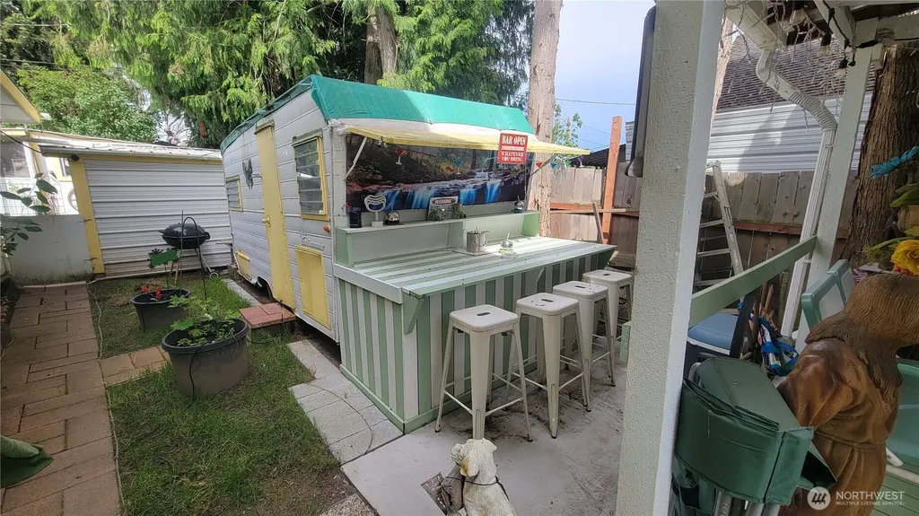 9411 356th Street S Mckenna WA 98558