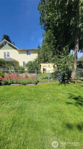9411 356th Street S Mckenna WA 98558