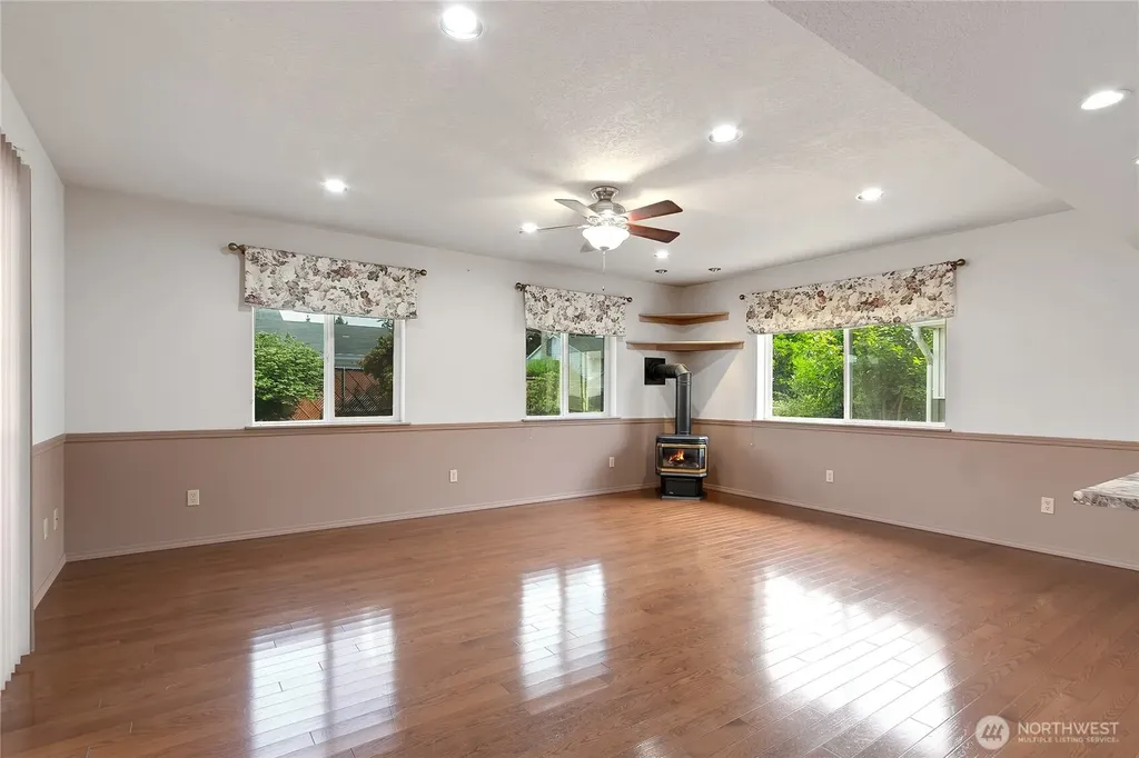322 Ranger Drive SE Lacey WA 98503