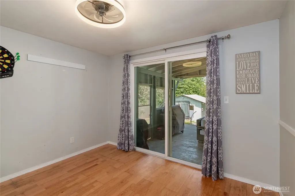 4039 SE Harriet Street Port Orchard WA 98366