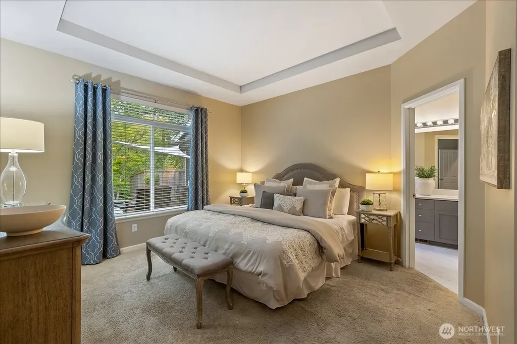 469 243rd Place SE Sammamish WA 98074