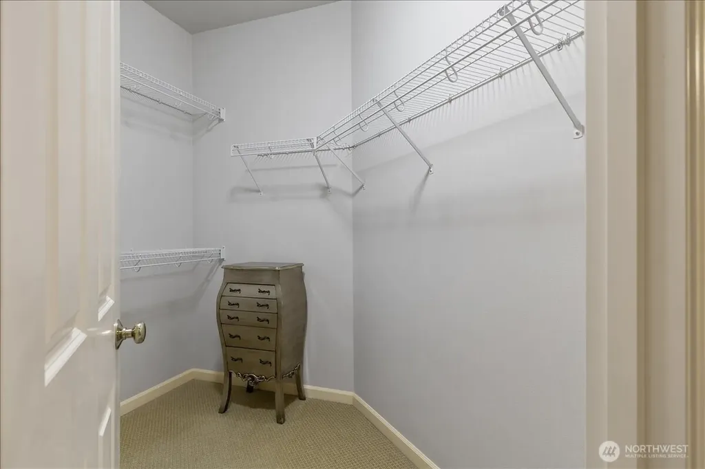 469 243rd Place SE Sammamish WA 98074