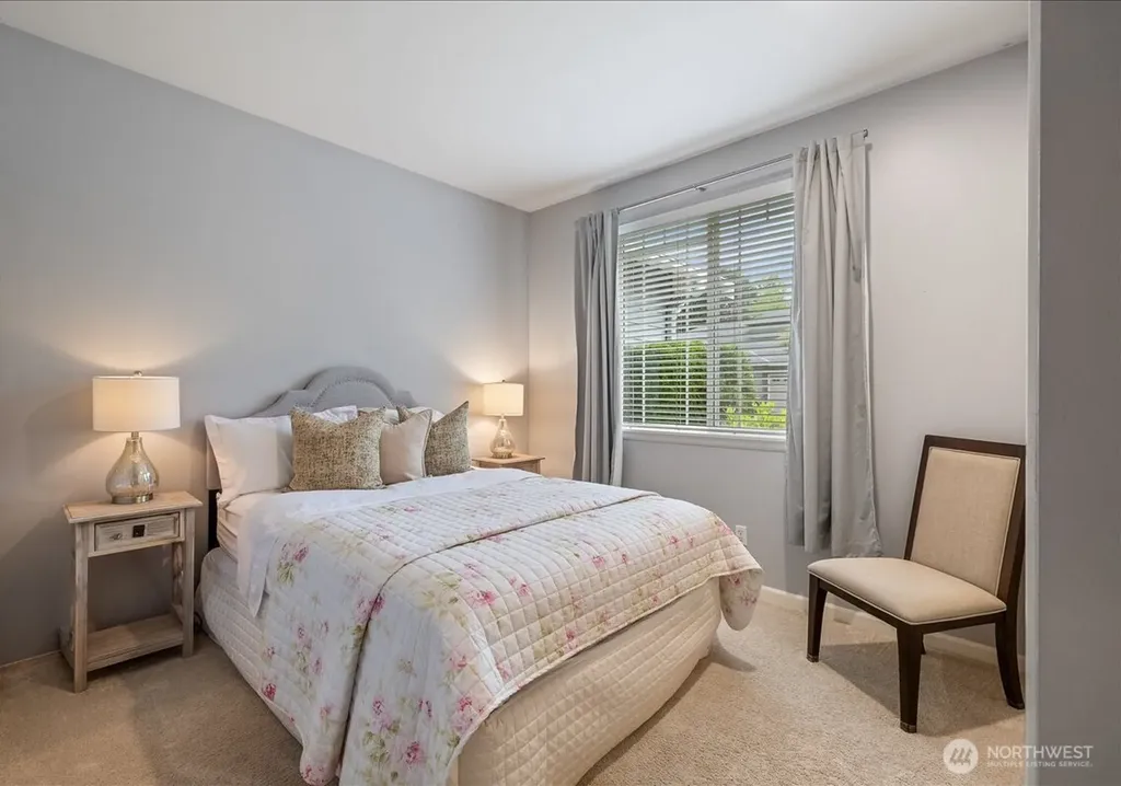 469 243rd Place SE Sammamish WA 98074